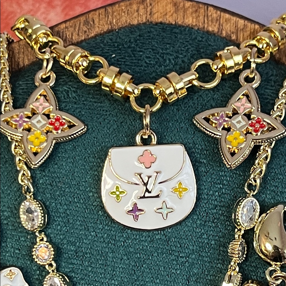 Elegant Gold Jewelry Set with Enamel Charms - Fashion